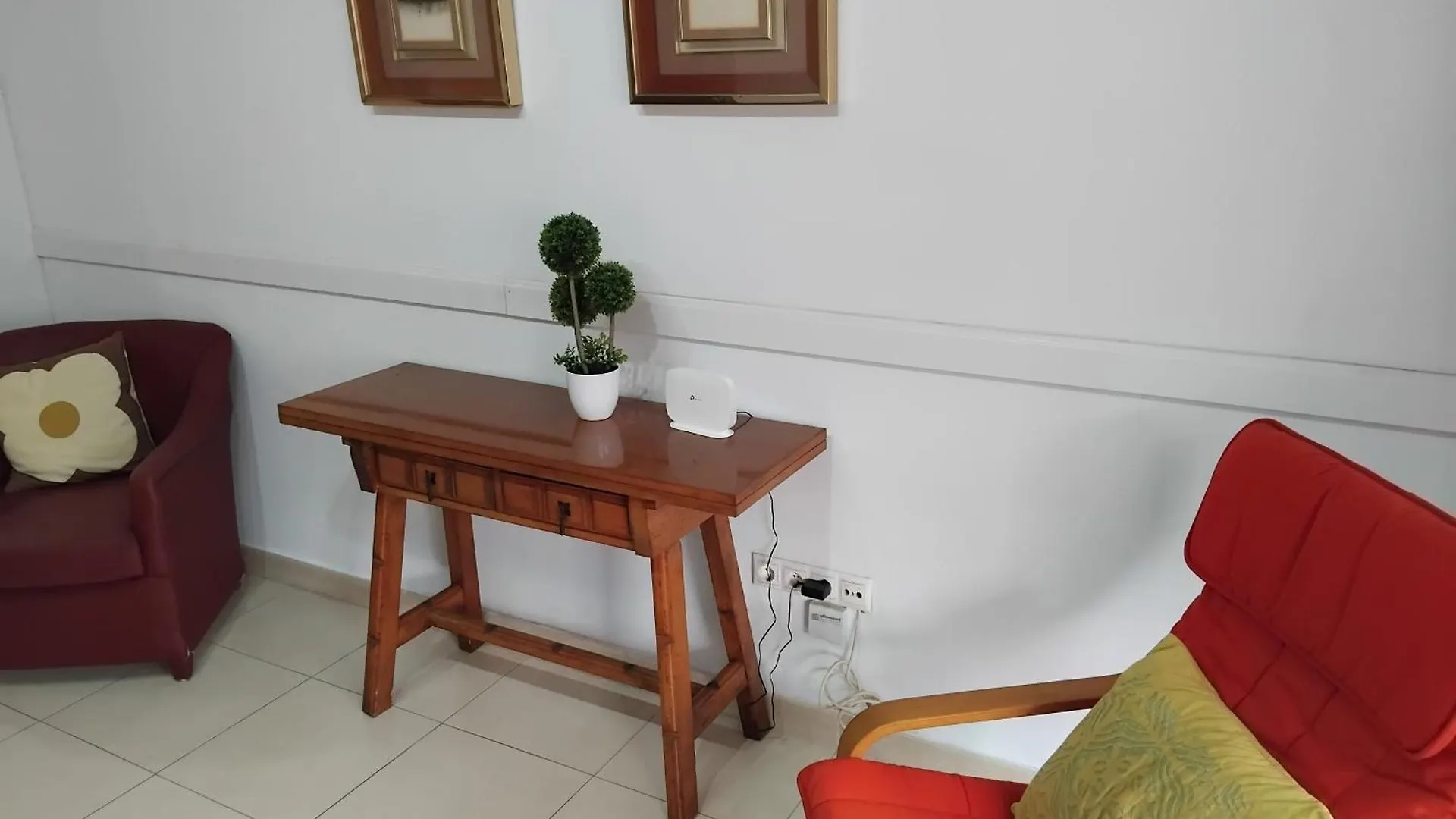 Jardin Cielomar, 1 Bedroom Apartment, Parking, Close To Train, Restaurants, Shops - Beach 8 Min Walk Benalmadena